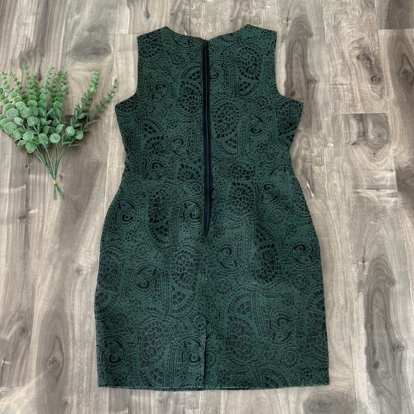 VENUS green patterned dress - like NEW - size 12 - ๐ - Picture 2 of 15